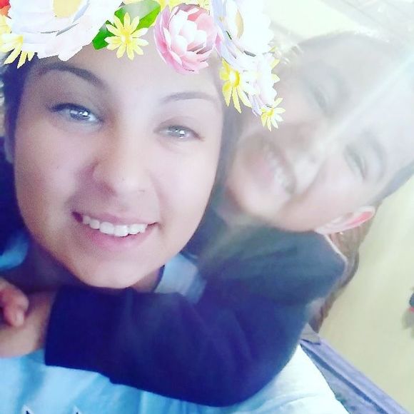 Meet your Posher, Sabrina - Picture 1 of 1